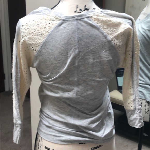 Lace 3/4 sleeve shirt - Picture 4 of 4